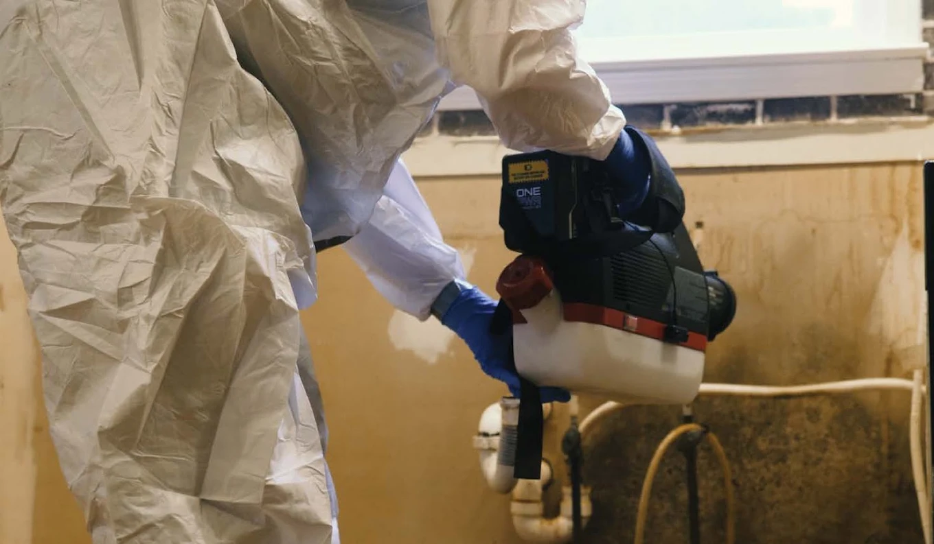 Bio-One of Fort Myers technician on site 6