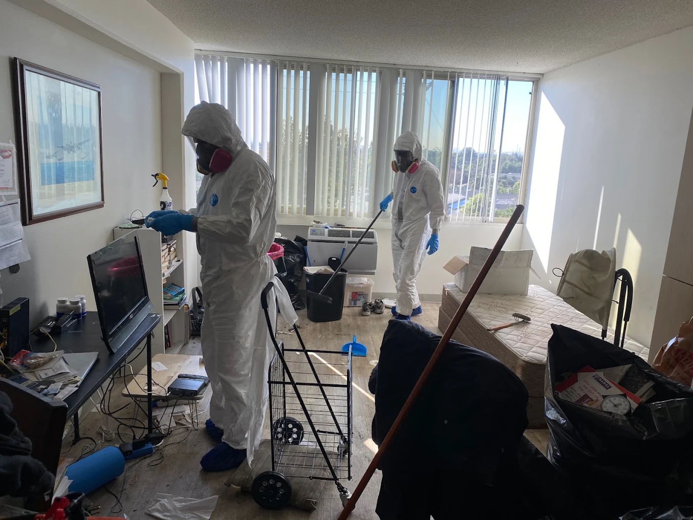 Bio-One of Fort Myers technician on site 7